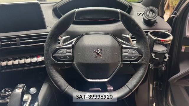 Peugeot 5008 2019-12 8281388-2