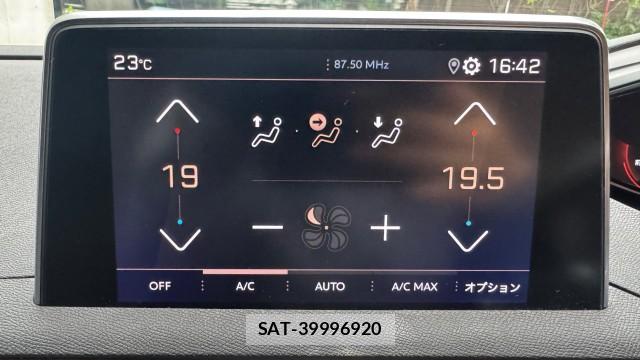 Peugeot 5008 2019-12 8281388-4