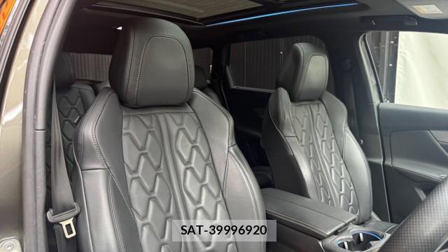 Peugeot 5008 2019-12 8281388-5