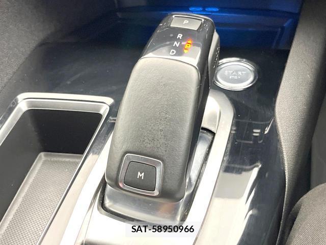 Peugeot 5008 2018-03 8282895-11