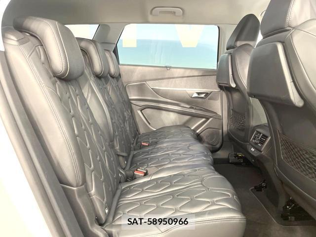 Peugeot 5008 2018-03 8282895-9