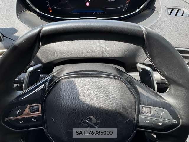 Peugeot 5008 2021-09 8283175-11