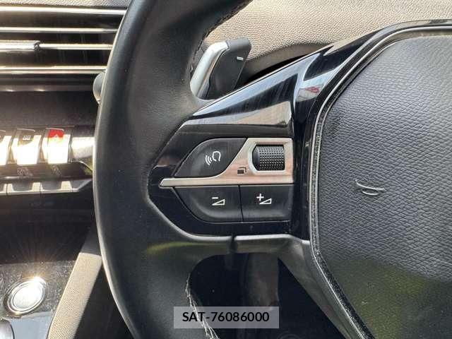 Peugeot 5008 2021-09 8283175-9