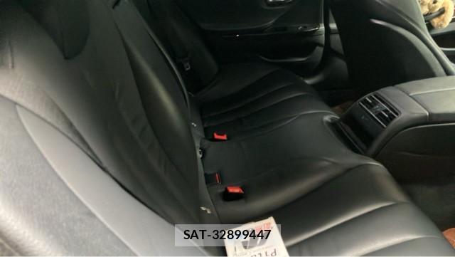 Bmw 6 SERIES 2014-04 8281358-6