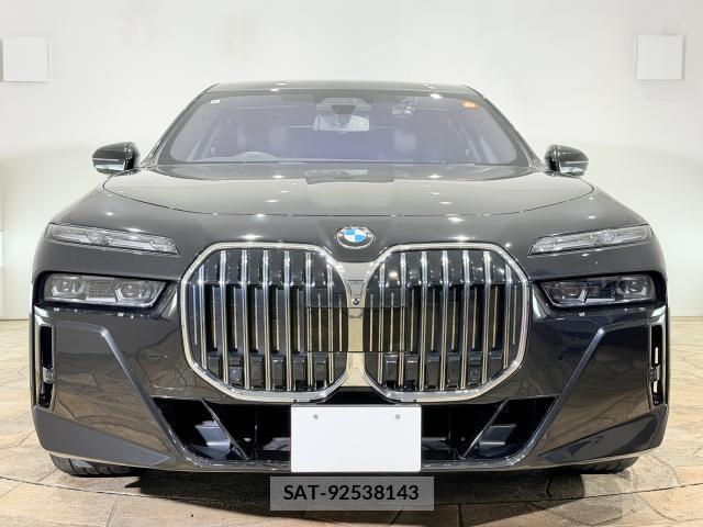 Bmw 7 SERIES 2023-08 8279235-1