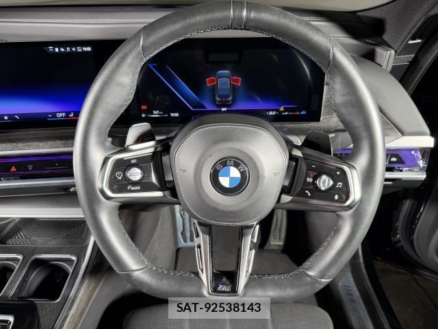 Bmw 7 SERIES 2023-08 8279235-6