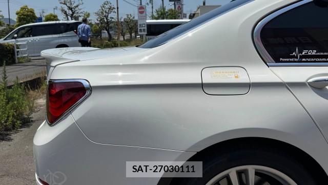 Bmw 7 SERIES 2013-02 8281054-12
