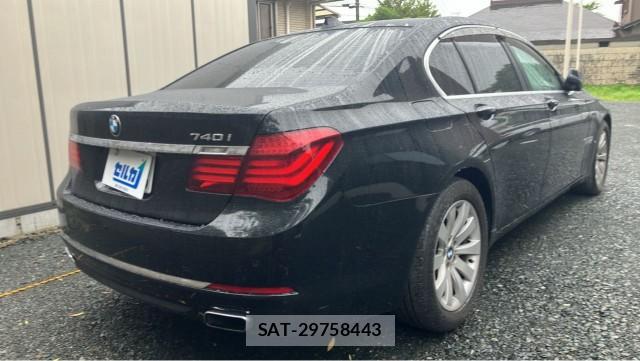 Bmw 7 SERIES 2014-05 8281470-12