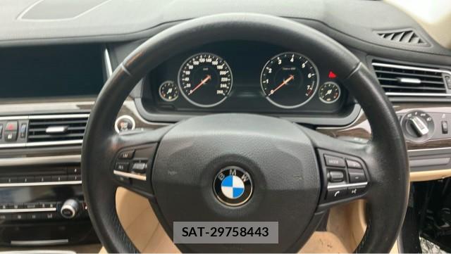 Bmw 7 SERIES 2014-05 8281470-16