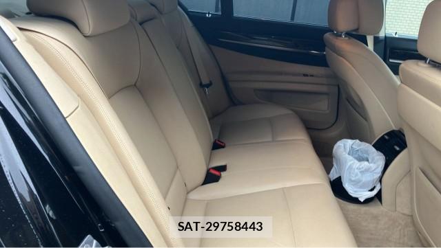 Bmw 7 SERIES 2014-05 8281470-6