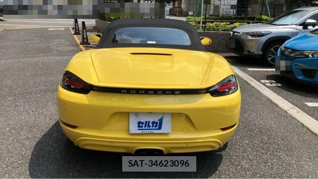 Porsche 718 Boxster 2020-03 8281161-1