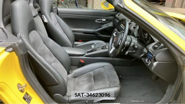 Porsche 718 Boxster 2020-03 8281161-6