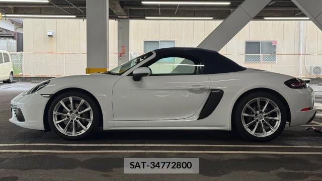 Porsche 718 Boxster 2017-09 8282118-10