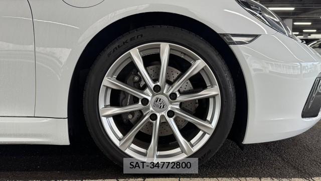 Porsche 718 Boxster 2017-09 8282118-8