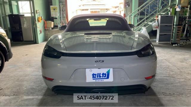 Porsche 718 Boxster 2019-07 8282471-1