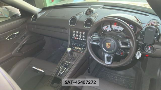 Porsche 718 Boxster 2019-07 8282471-2