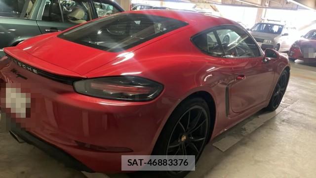 Porsche 718 Cayman 2018-06 8281325-11