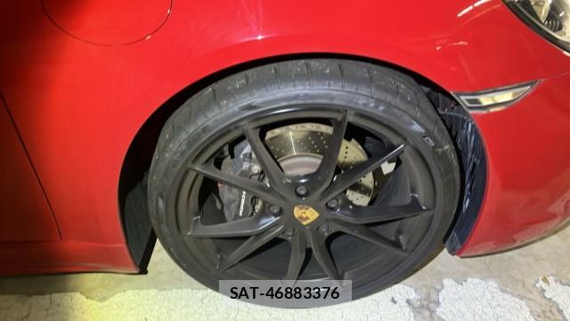 Porsche 718 Cayman 2018-06 8281325-7