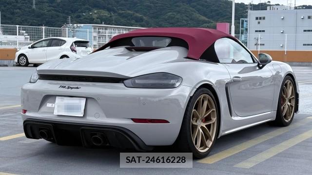 Porsche 718 Spyder 2021-02 8282041-10