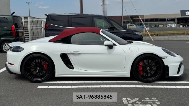 Porsche 718 Spyder 2021-02 8282256-3
