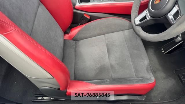 Porsche 718 Spyder 2021-02 8282256-6