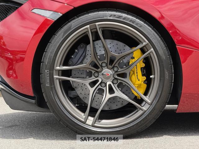 McLaren 720S 2018-01 8277498-17