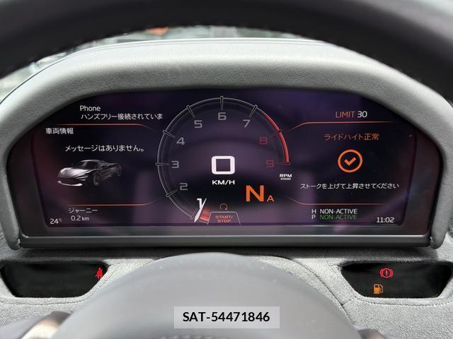 McLaren 720S 2018-01 8277498-5
