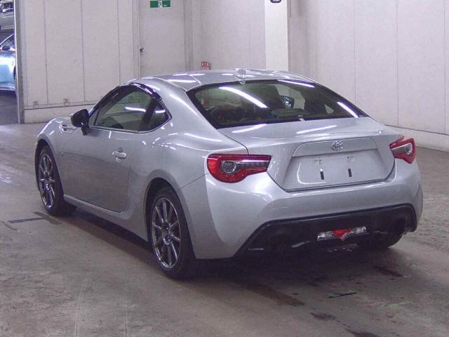 Toyota 86 2019-05 8277472-1