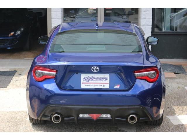 Toyota 86 2016-10 8278688-1