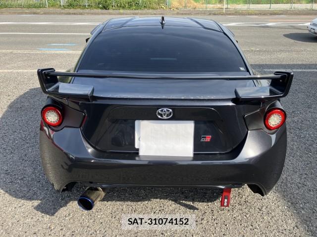 Toyota 86 2018-12 8279006-15