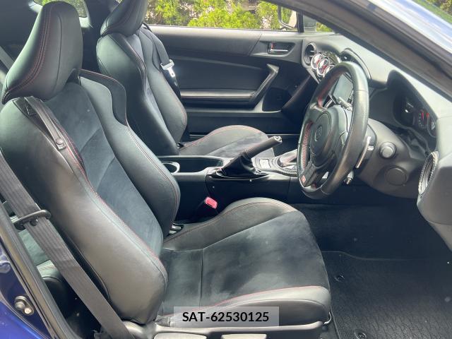 Toyota 86 2015-04 8279127-7