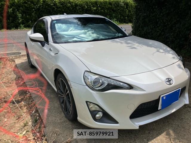 Toyota 86 2012-05 8279650-1