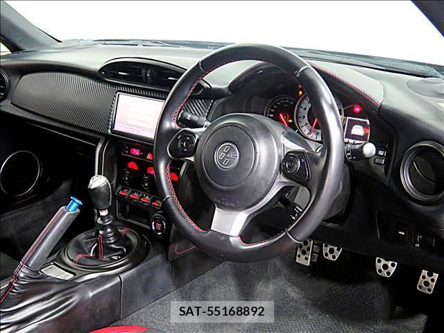 Toyota 86 2020-09 8281223-10