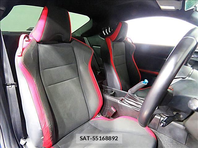 Toyota 86 2020-09 8281223-11