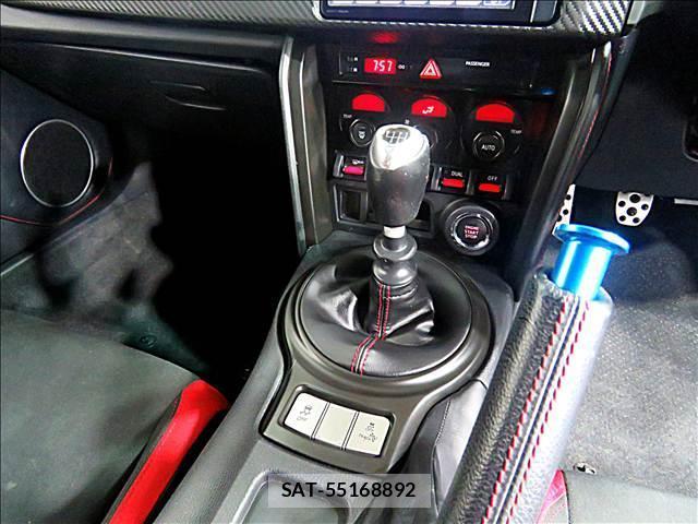 Toyota 86 2020-09 8281223-17