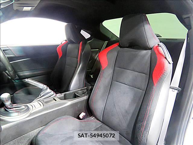 Toyota 86 2012-07 8281258-13