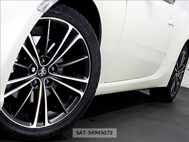 Toyota 86 2012-07 8281258-16