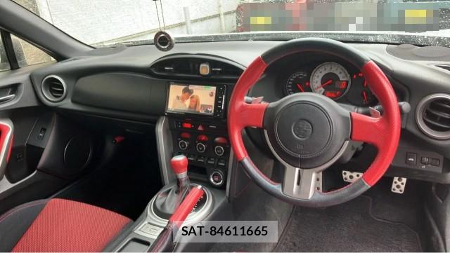 Toyota 86 2013-08 8281361-2