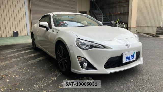 Toyota 86 2013-11 8281650-11