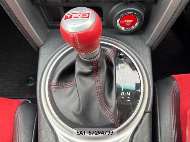 Toyota 86 2012-12 8284051-6