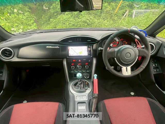 Toyota 86 2012-07 8284070-1