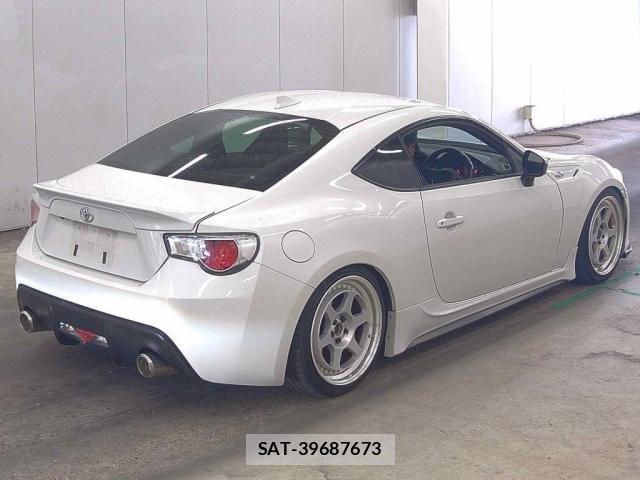 Toyota 86 2015-08 8284699-3