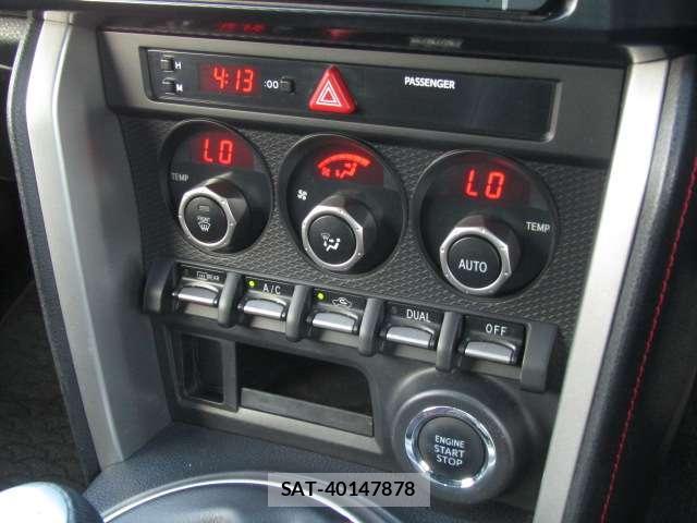 Toyota 86 2013-05 8285418-8