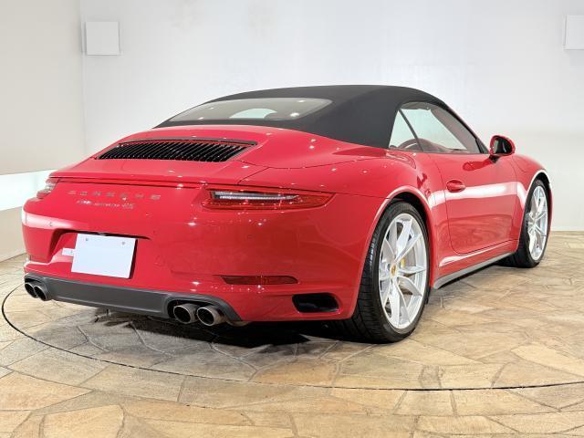Porsche 911 2018-12 8279227-2