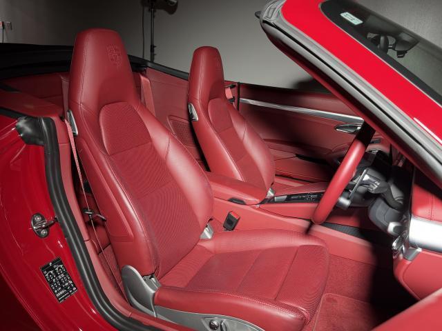 Porsche 911 2018-12 8279227-4