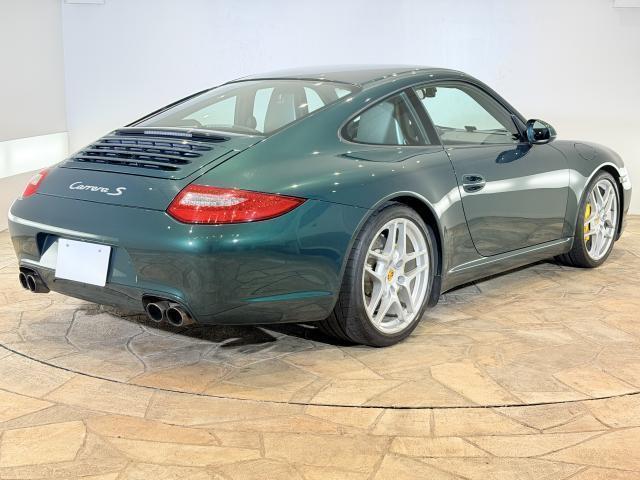 Porsche 911 2008-10 8279229-2