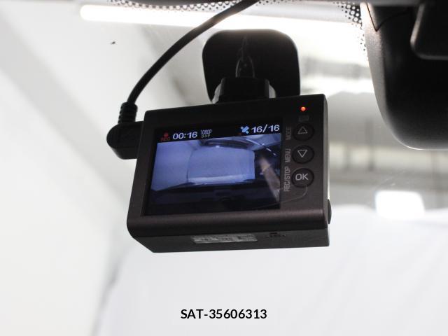 Porsche 911 2020-06 8280793-11