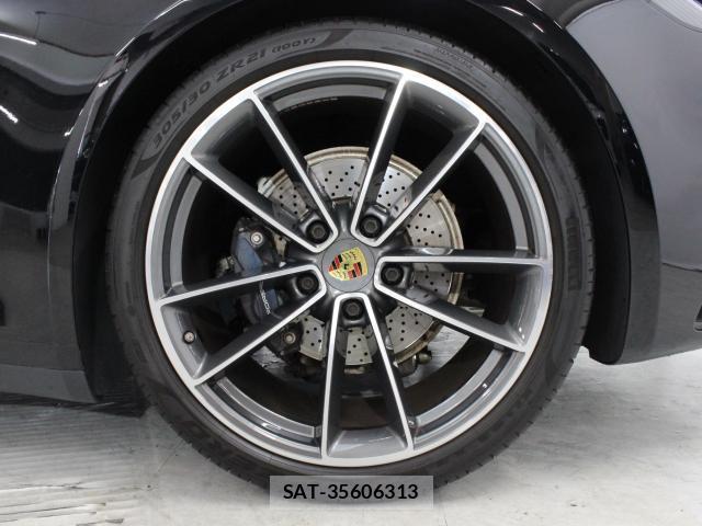 Porsche 911 2020-06 8280793-15