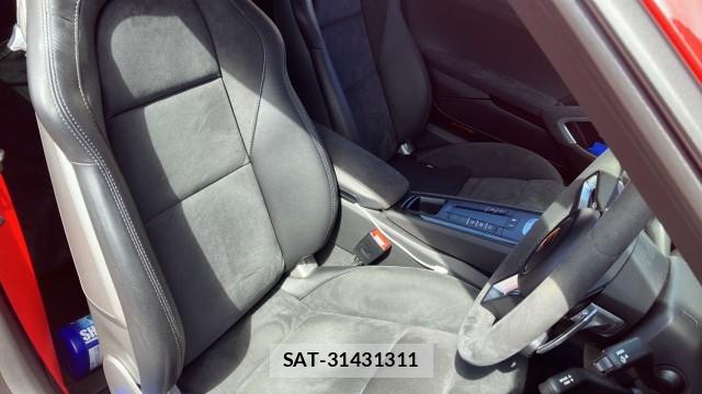 Porsche 911 2018-01 8280942-5