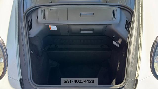 Porsche 911 2004-11 8281055-17